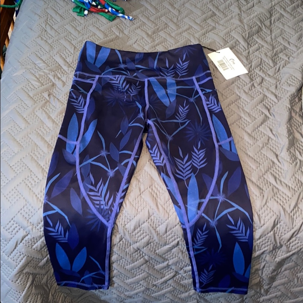 yoga capri